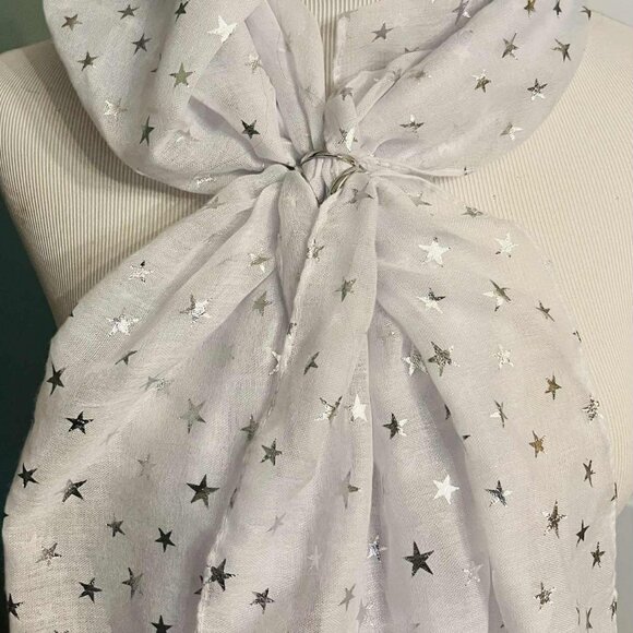 NWT Handmade Silver Star Scarf by Sana – Festive Elegance Design - Picture 8 of 15
